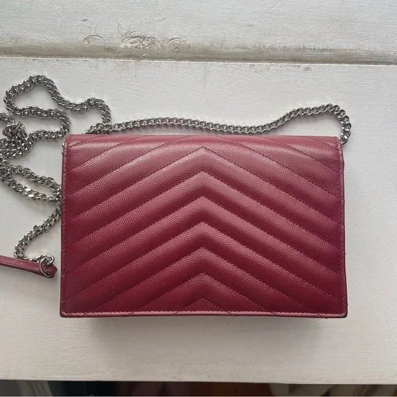 YSL Saint Laurent Monogram Cassandre WOC Mono Grain De Poudre Burgundy - Picture 5 of 13